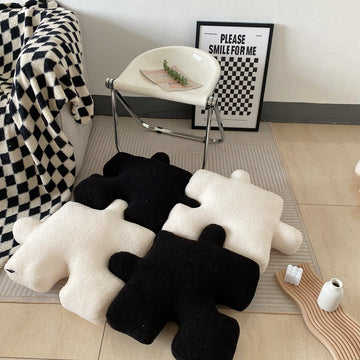 Modern Fashion Stuffed Living Room Cushion